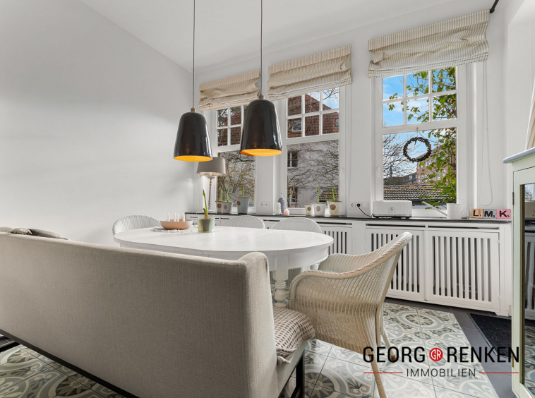 Hochparterre, kl. Esszimmer