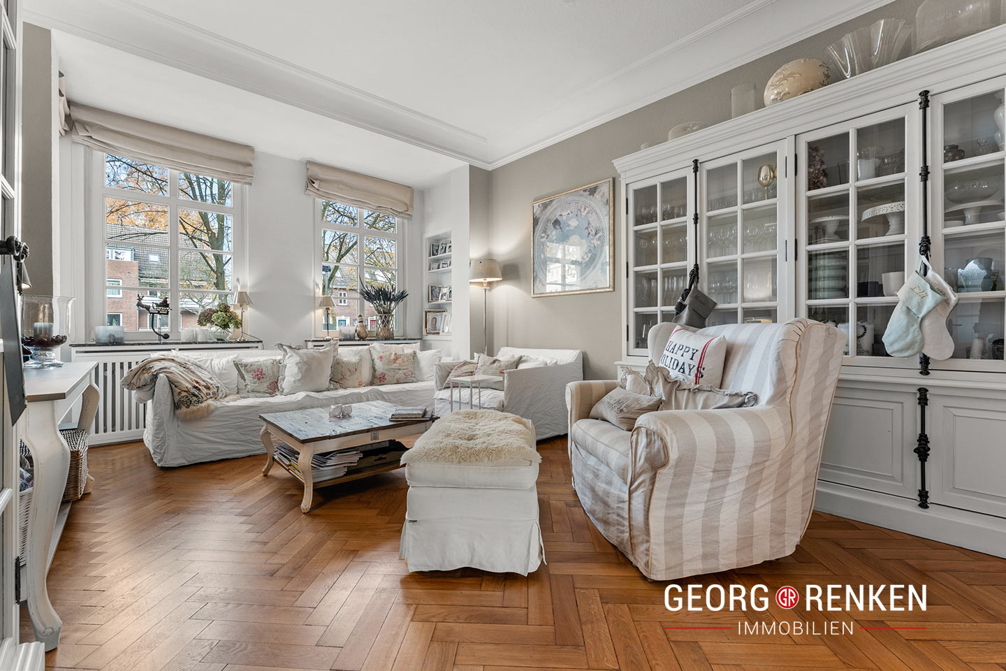Hochparterre, Wohnzimmer, Sitzgarnitur
