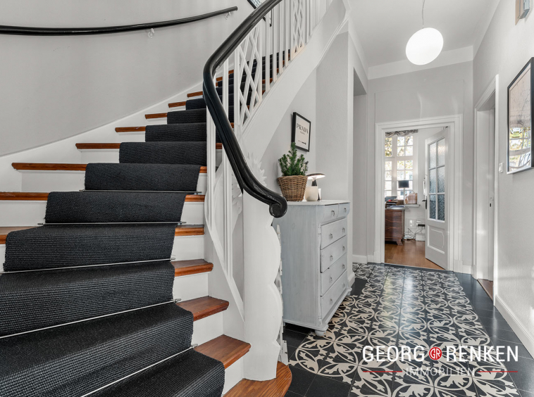 Hochparterre, Treppe, Diele 2