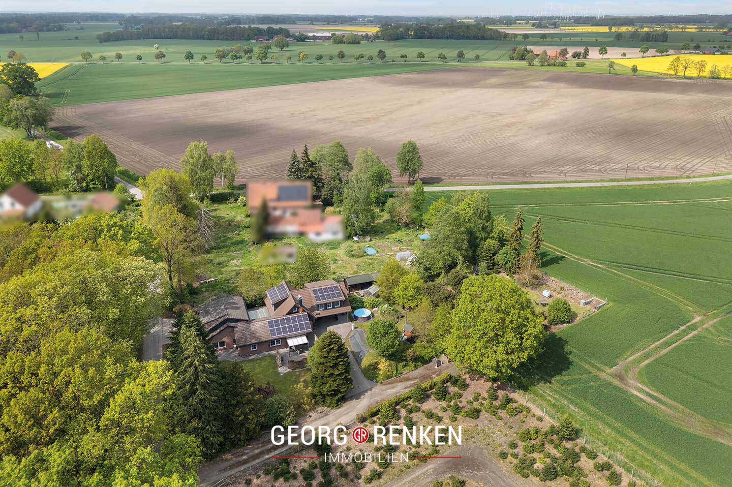 Grundstück